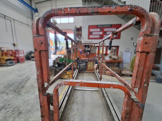 JLG 1930ES