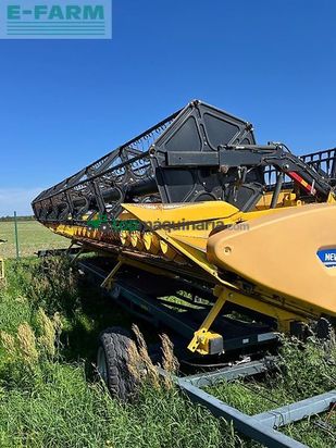 Cosechadora de Cereal - New Holland - cr 9070