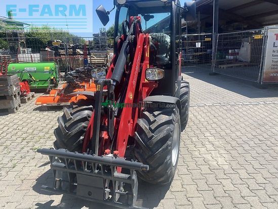 Minicargadora - Schaffer - 3650 m. kabine