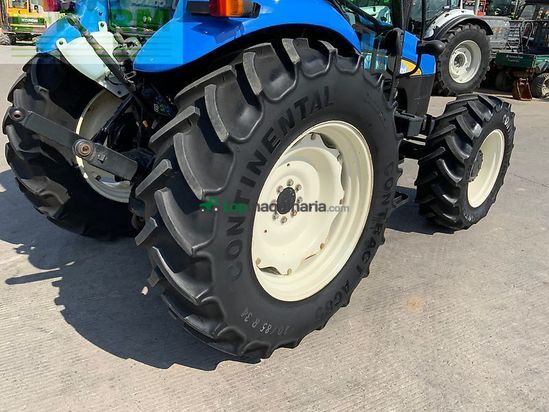 Tractor agrícola - New Holland - td5030 tractor (st23208)