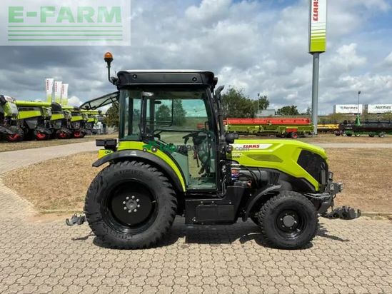 Tractor agrícola - Claas - nexos 220 s