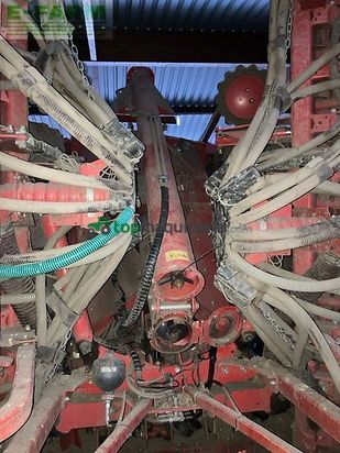 Sembradora - Kverneland - u-drill 6000 **jahresendralley**