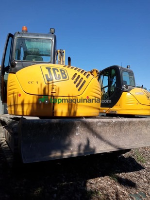 Excavadora JCB 8080