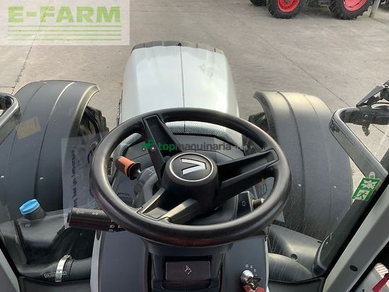 Tractor agrícola - Valtra - t235 versu tractor (st24702) Versu