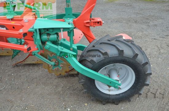 Arado - Kverneland - 3300 s-100-5 packerarm
