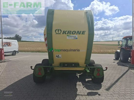 Empacadora gigant - Krone - comprima v 180 xc tandem 17 messer