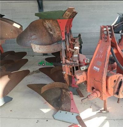 Arado VERTEDERA KEVERNELAND 4 CUERPOS