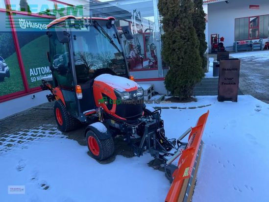 Tractor agrícola - Kubota - bx 261 cab m. schild+streuer