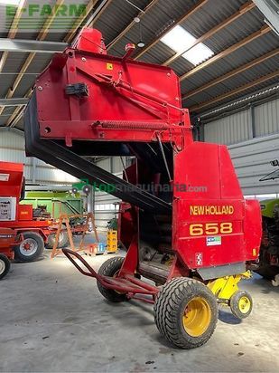 Empacadora gigant - New Holland - 658 cropcutter