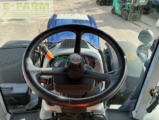 Tractor agrícola - New Holland - t7.225 blue power (st27575)