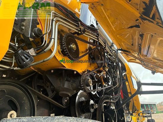 Cosechadora de Cereal - New Holland - cx 8.90 slh