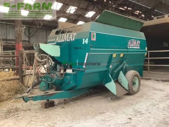 Remolqu esparcidor -  - taurus