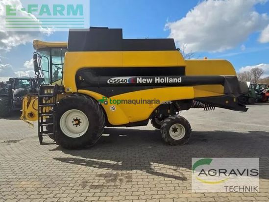 Cosechadora de Cereal - New Holland - cs 640