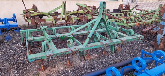 Cultivador - Cultivador ransome 11 brazos