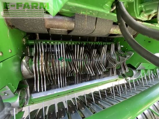 Empacadora gigant - John Deere - 864