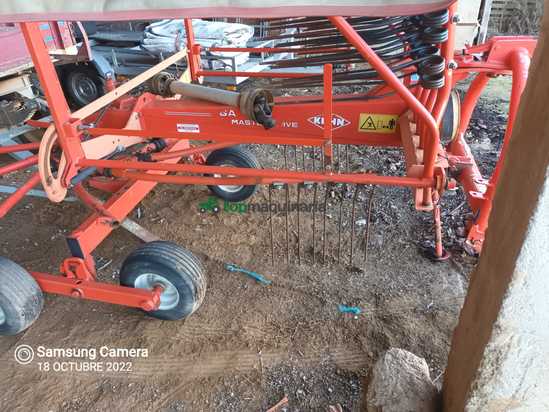 Rastrillo hilerador de rotor KUNT GM de 4 metros