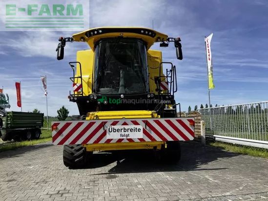 Cosechadora de Cereal - New Holland - cr 8.90