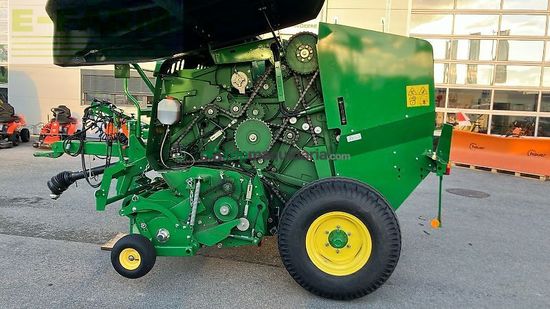 Empacadora gigant - John Deere - f441r hc 25