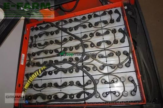 Elevadora - Linde - e 40/600 h 388