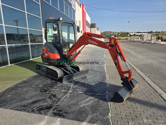Mini Excavadora Kubota U20-3  
