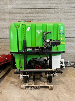  Pulverizador suspendido FEDE modelo 800 litros 