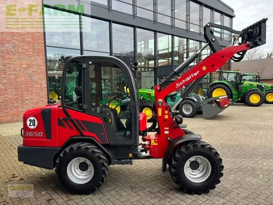 Minicargadora - Schaffer - 3650