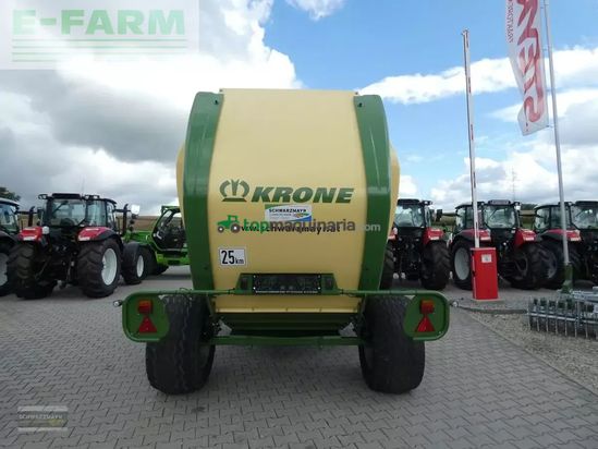 Empacadora gigant - Krone - comprima v 150 xc