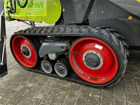 Cosechadora de Cereal - Claas - trion 750 terra trac tt