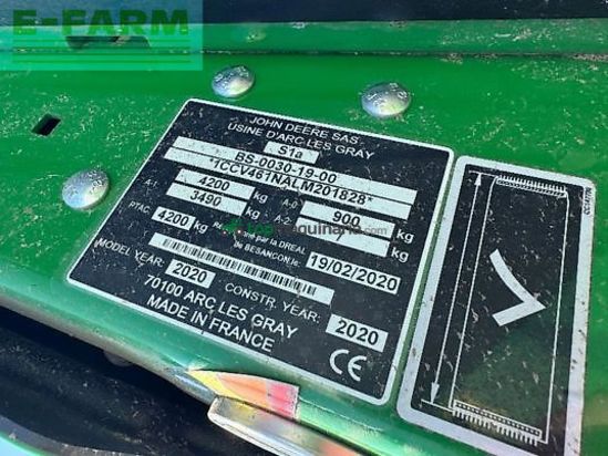 Empacadora gigant - John Deere - v461m