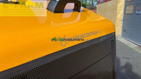 Minicargadora - JCB - 403 agri smart power