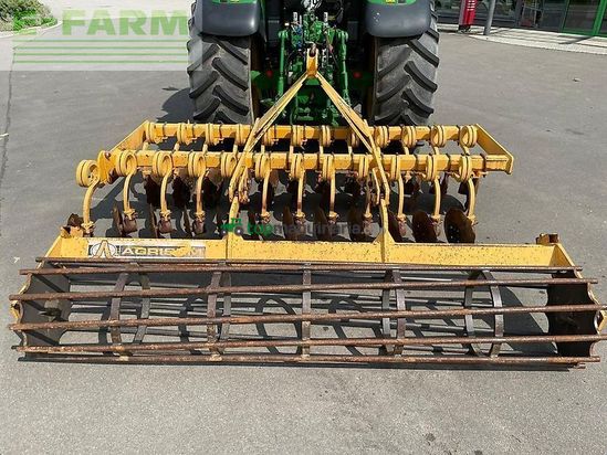 Grada de disco -  - disc-o-mulch b30