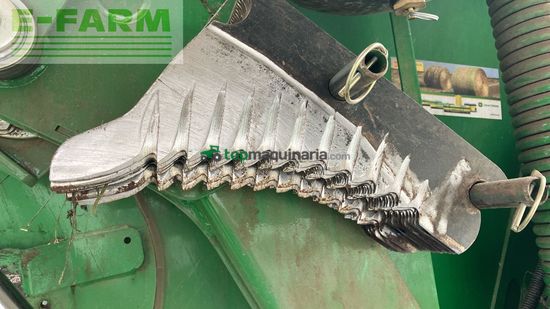 Empacadora gigant - John Deere - V461R