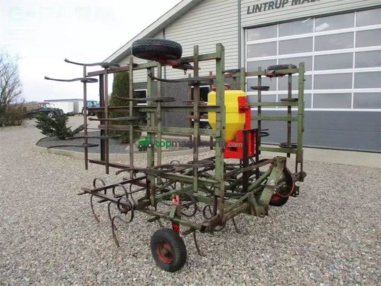 Combinado de siembra -  - såbedsharve med martofte efterafgrødespreder