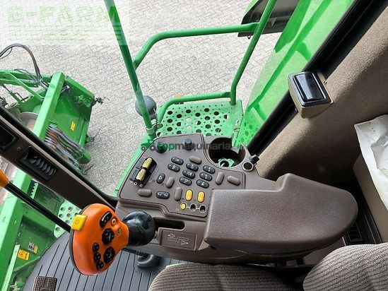 Cosechadora de Cereal - John Deere - t560