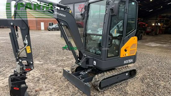 Excavadora - Hyundai - hx19a