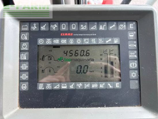 Cosechadora de Cereal - Claas - jaguar 870 mit kemper 360 und pu