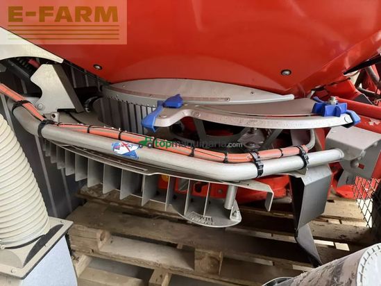 Esparcidor - Kuhn - axis 40.1w