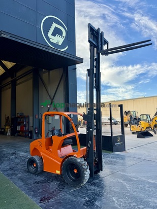 Carretilla Elevadora Mast Explorer H 16D 4x4