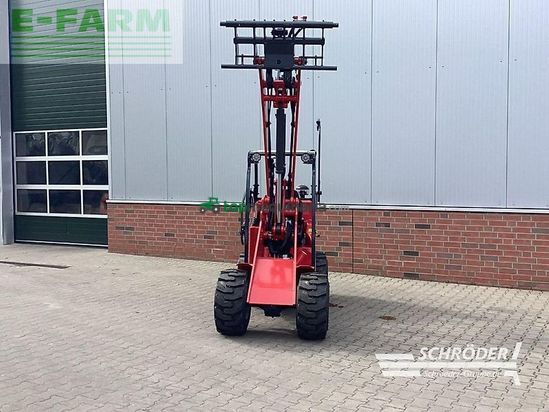 Minicargadora - Schaffer - 2028 slt