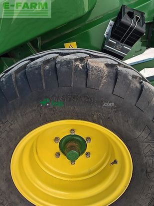 Empacadora gigant - John Deere - v 451 m