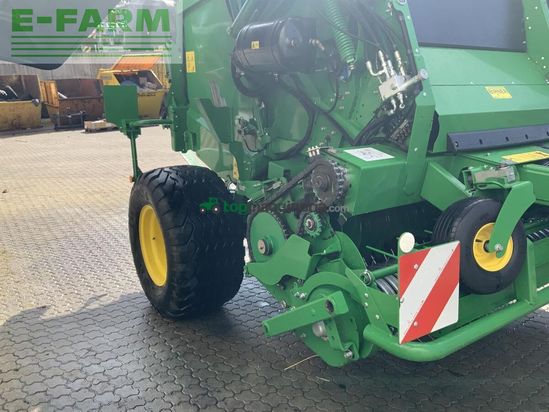 Empacadora gigant - John Deere - v 461 m