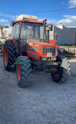 Tractor agrícola - Kubota - M1 110