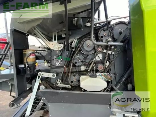 Empacadora gigant - Claas - rollant 454 rc uniwrap