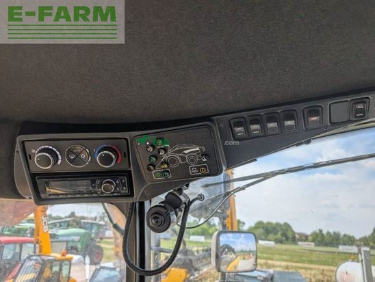 Cosechadora de Cereal - New Holland - fr 650