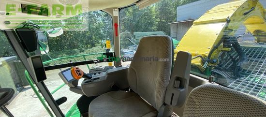 Cosechadora de Cereal - John Deere - 8300