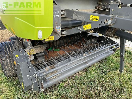 Empacadora gigant - Claas - variant 450