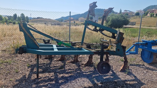 Arado - Vertedera de cohecho 