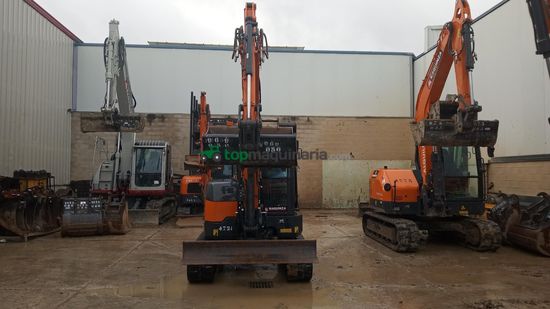 Miniexcavadora DEVELON DX50Z-7