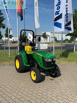 Tractor agrícola - John Deere - 3025e