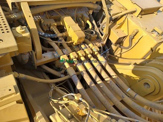 Excavadora CATERPILLAR 375ME